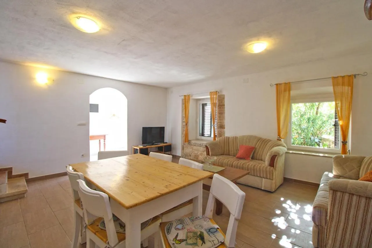 House 917 Villa Valtura Croatia