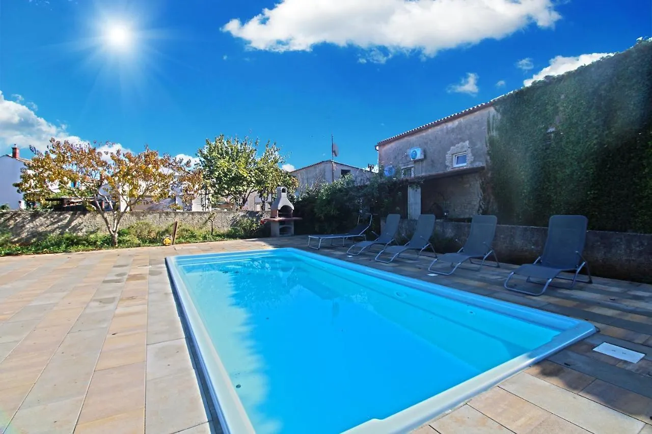House 917 Villa Valtura Holiday home